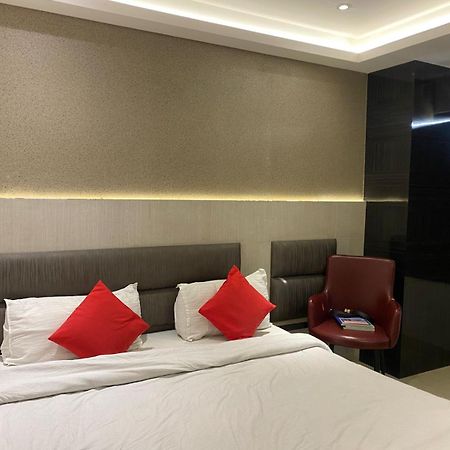 Hotel Royal Cottage Kanpur Exterior foto