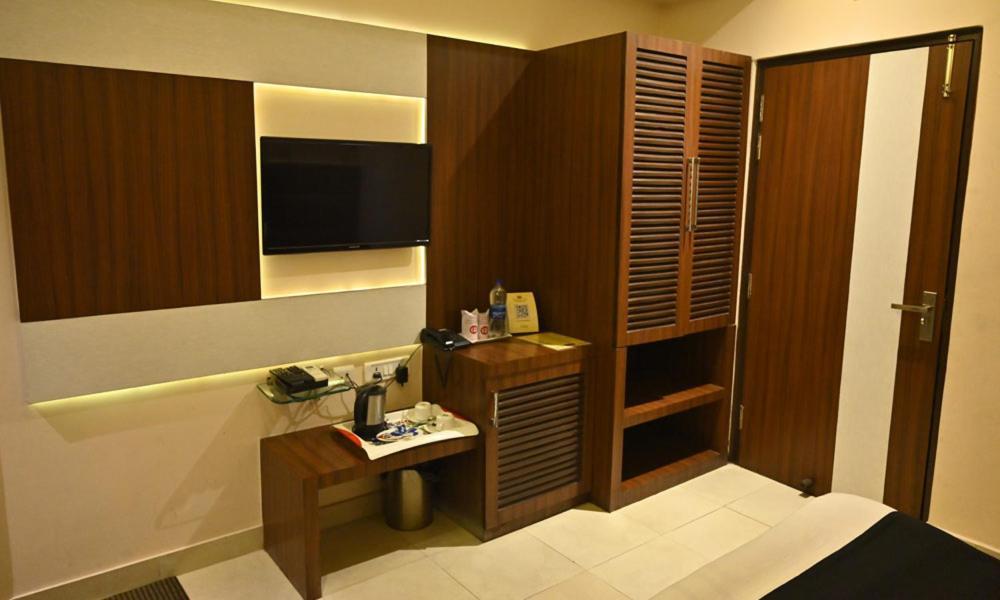 Hotel Royal Cottage Kanpur Exterior foto