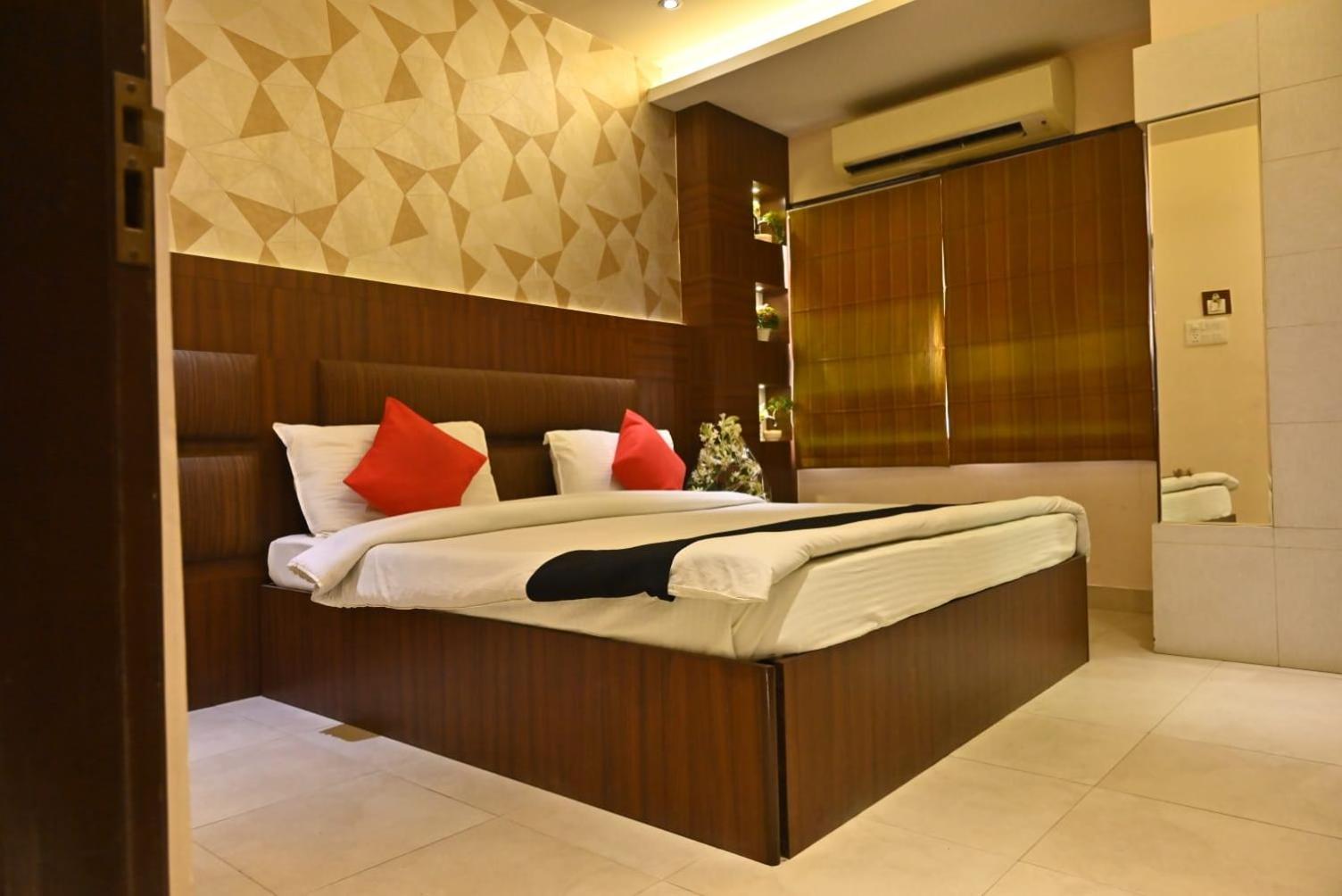 Hotel Royal Cottage Kanpur Exterior foto
