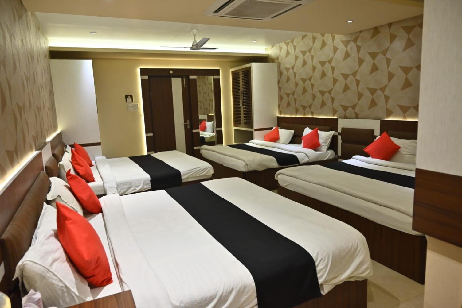 Hotel Royal Cottage Kanpur Exterior foto